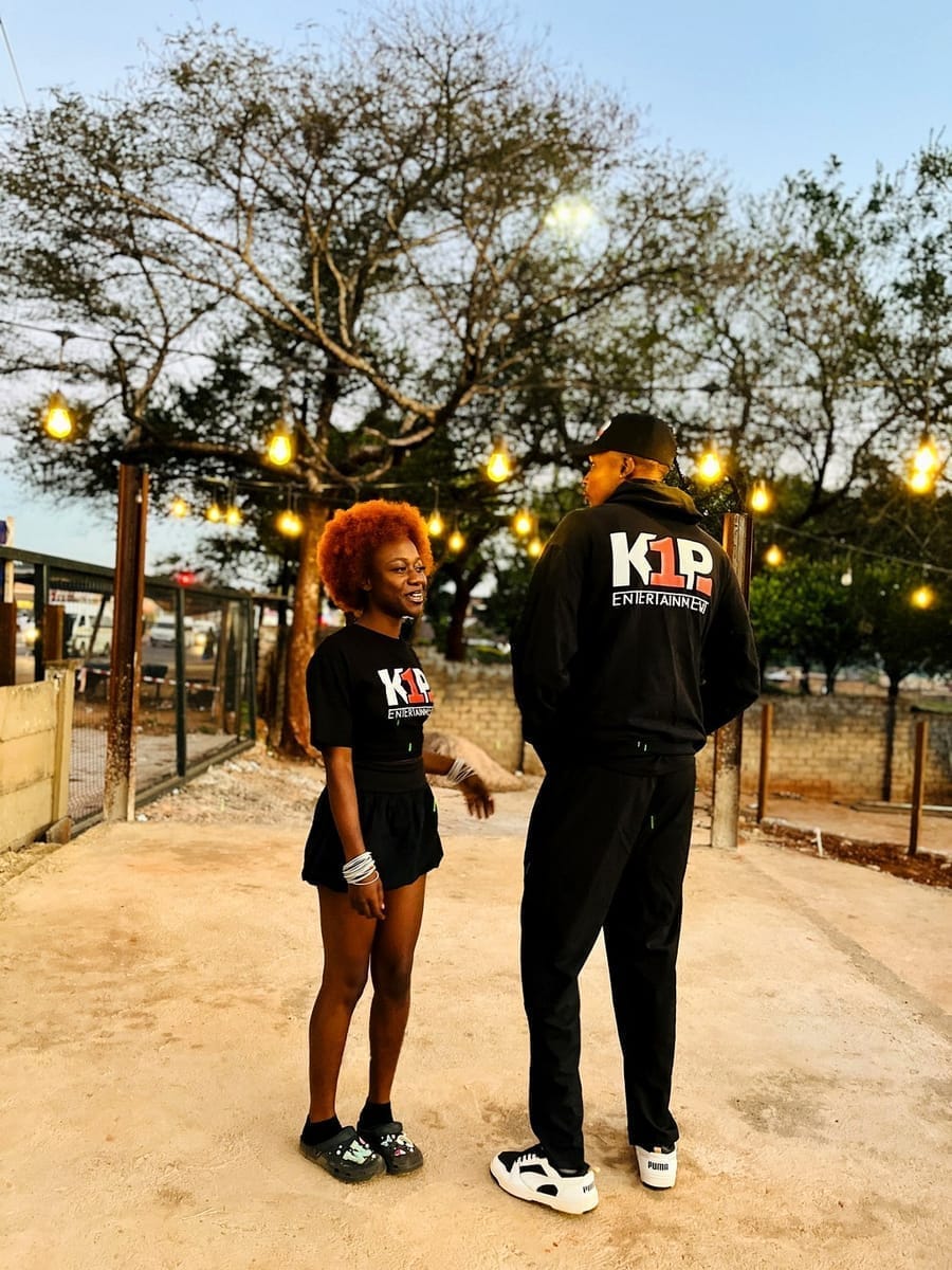 K1P merch: T-Shirt + Hoodie