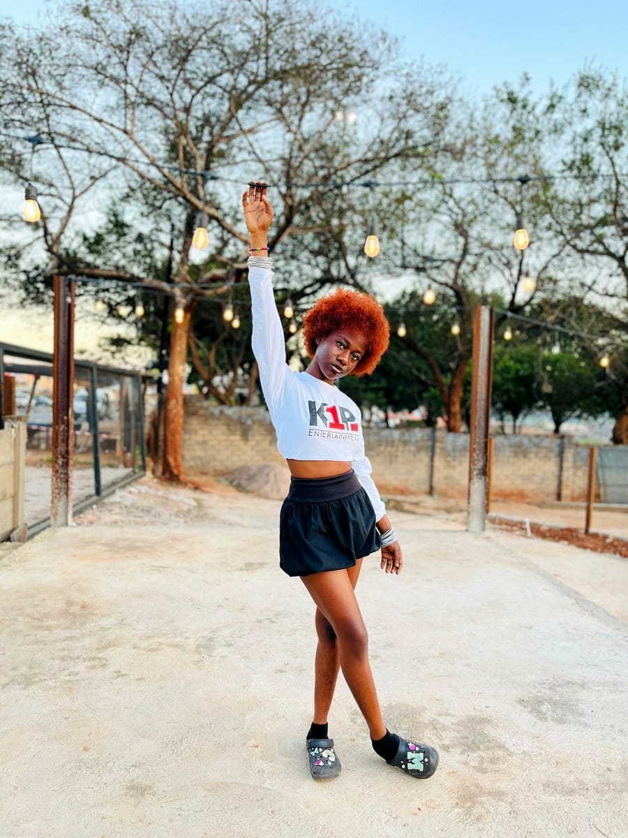 K1P merch: Long Sleeve Crop Top